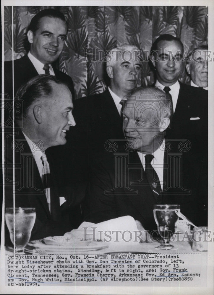 1953 Press Photo President Dwight Eisenhower &amp; Governor Dan Thornton of Colorado - Historic Images