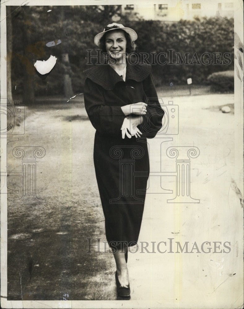 1935 Press Photo Miss Marion Lawrece, Society Girl. - Historic Images