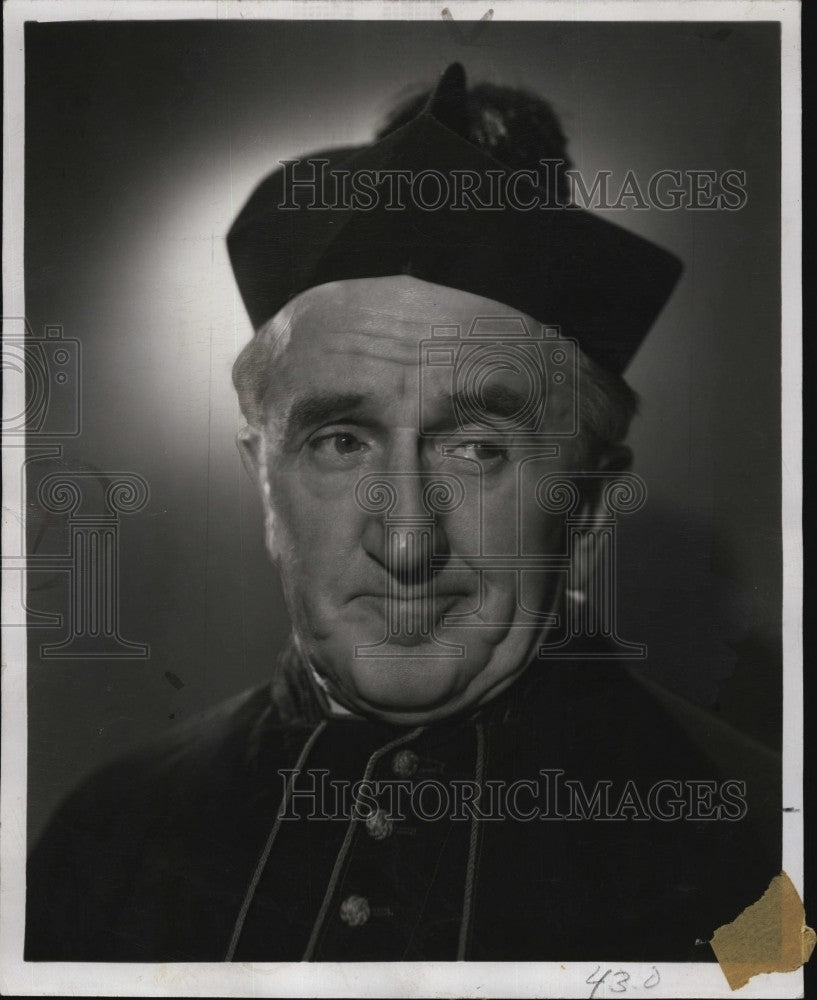 1950 Press Photo Michail Dolan in "Sinner of Sinners" - Historic Images