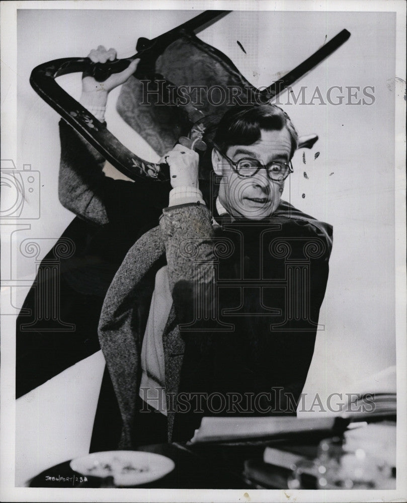 1958 Press Photo Ian Carmichael stars in &quot;Lucky Jim&quot; - Historic Images