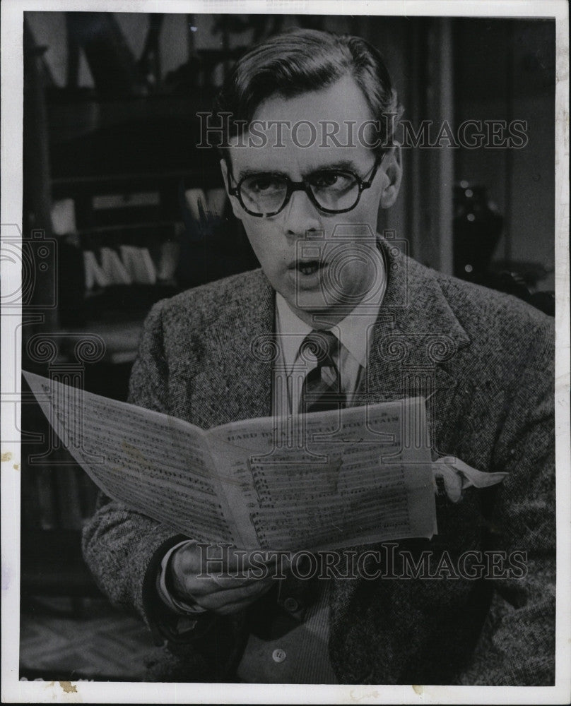 1958 Press Photo Ian Carmichael stars in &quot;Lucky Jim&quot; - Historic Images