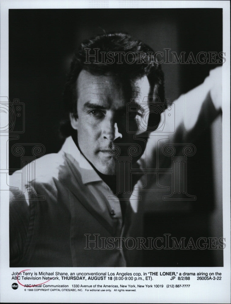 1988 Press Photo John Terry starring in &quot;The Loner&quot; - Historic Images