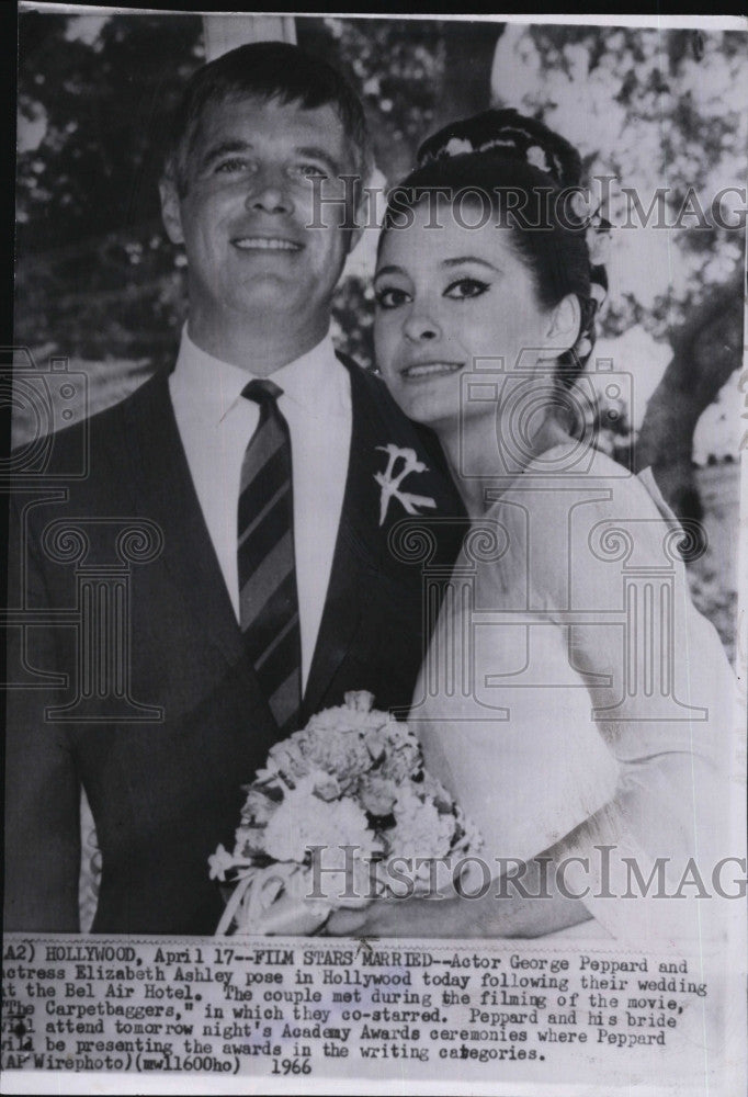 1966 Press Photo Actor George Peppard weds Elizabeth Ashley - Historic Images