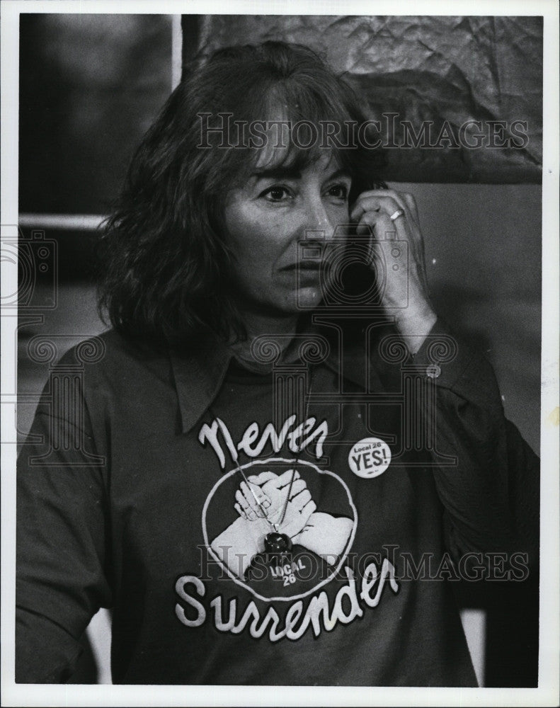 1990 Press Photo Barbara Andersen at her election HQs - Historic Images