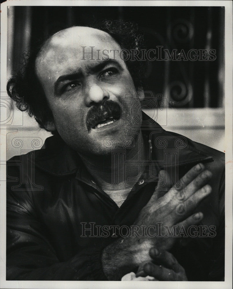 1979 Press Photo Eduardo Aponte Discusses The Murder Of His Family - Historic Images