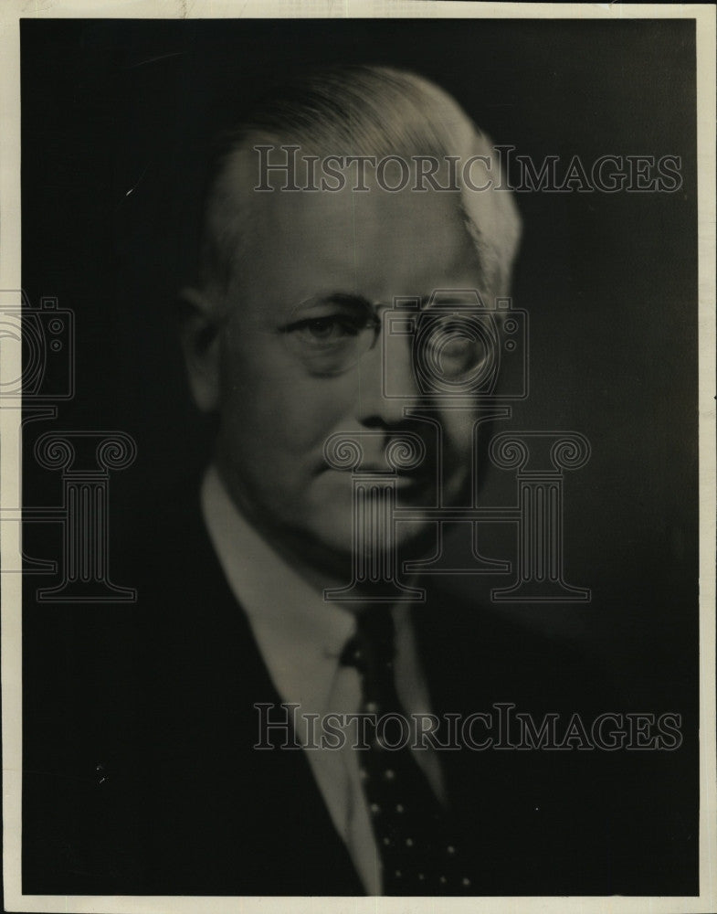 1934 Press Photo Salesman Courtney Johnson, Nash Motors Company - Historic Images