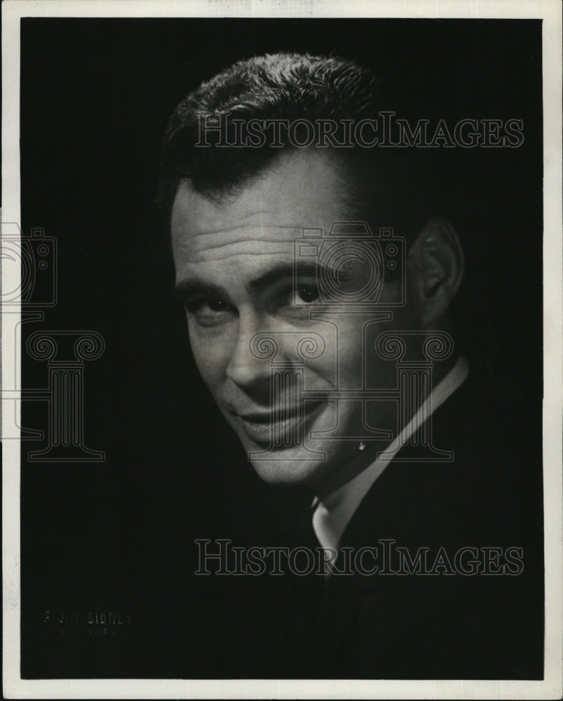 1963 Press Photo Actor James Prtichett appearing in the musical &quot;The King and I&quot; - Historic Images