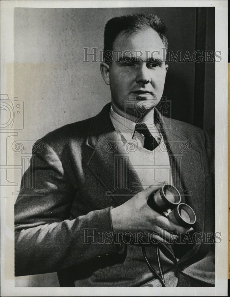 1949 Press Photo J. C. Swail, 23-year-old Scientist - Historic Images