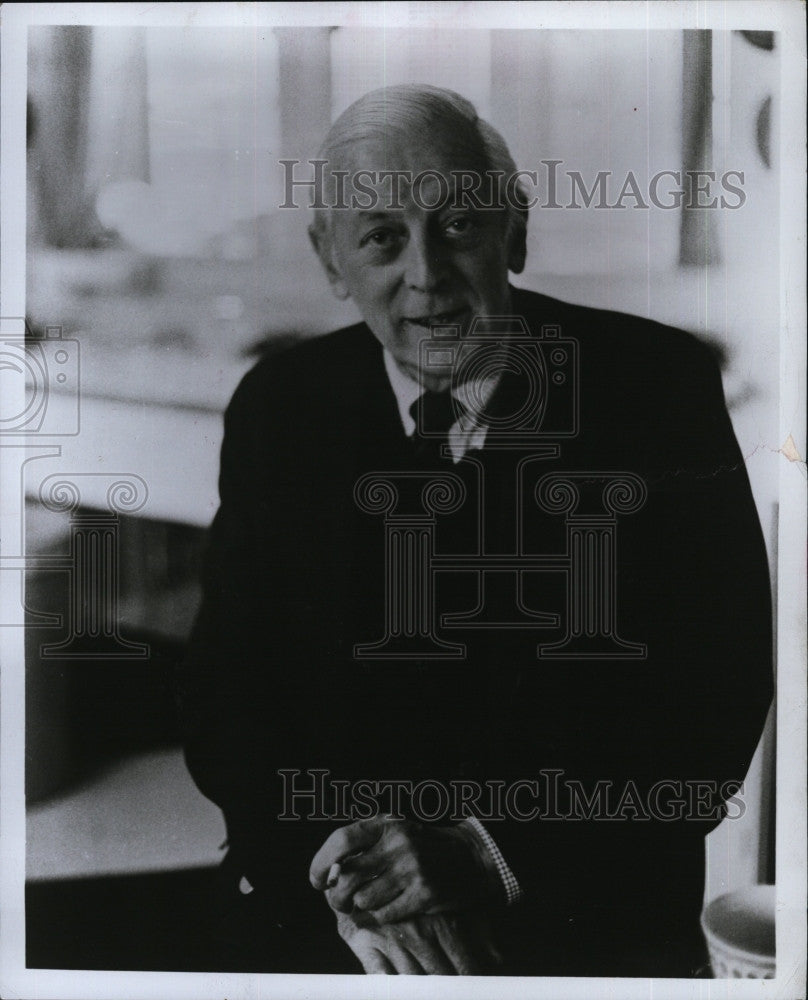 1991 Press Photo Alistaire Cooke in &quot;Masterpiece Theater&quot; - Historic Images