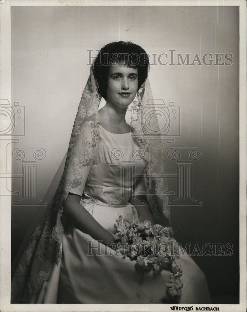 1963 Press Photo Mrs. F.E. Yeatman former Miss Nancy Jane Dooley. - Historic Images