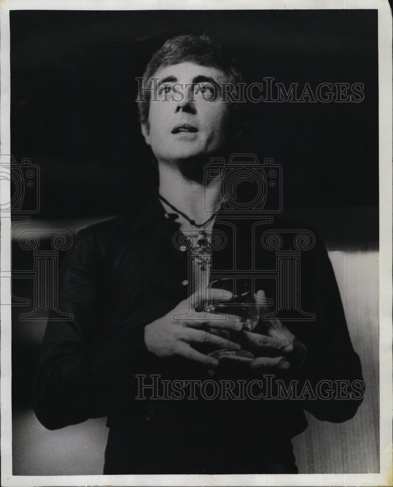 1975 Press Photo Actor Don Parker &quot;Kennedy&#39;s Children&quot; - Historic Images