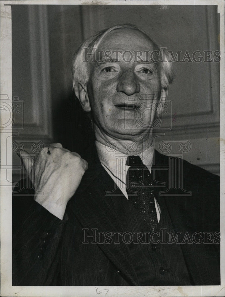 1943 Press Photo Sir William Beveridge, Under Sec of Labor - Historic Images