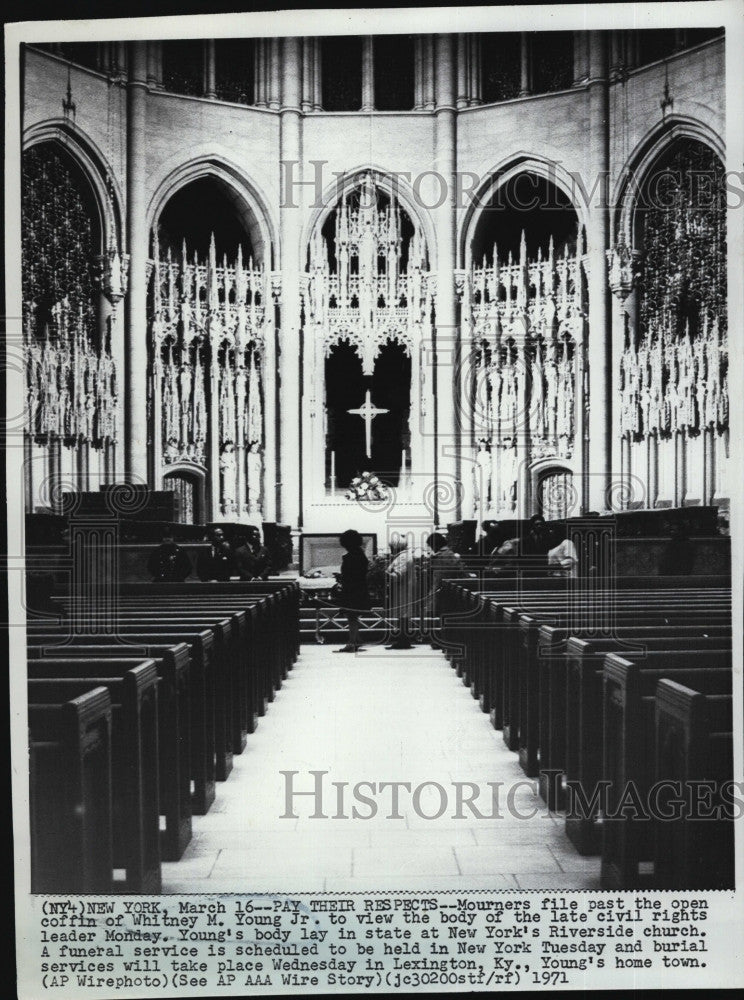 1971 Press Photo Funeral of civil rights leader WM Young at NY Riverside church - Historic Images