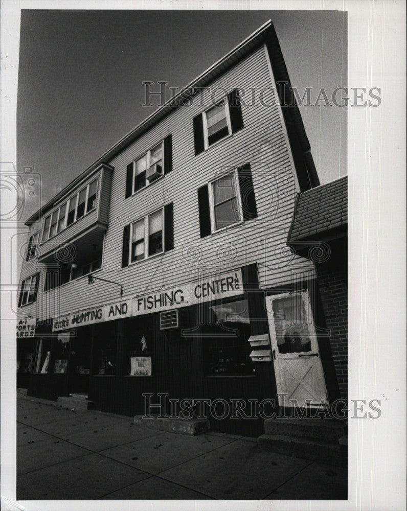 1992 Press Photo Apartment where murders took place in Chicopee Mass. - Historic Images