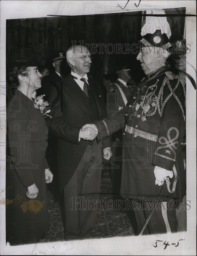 1947 Press Photo Mass Lt Gov Art Coolidge &amp; Lt Col JN Mynick - Historic Images