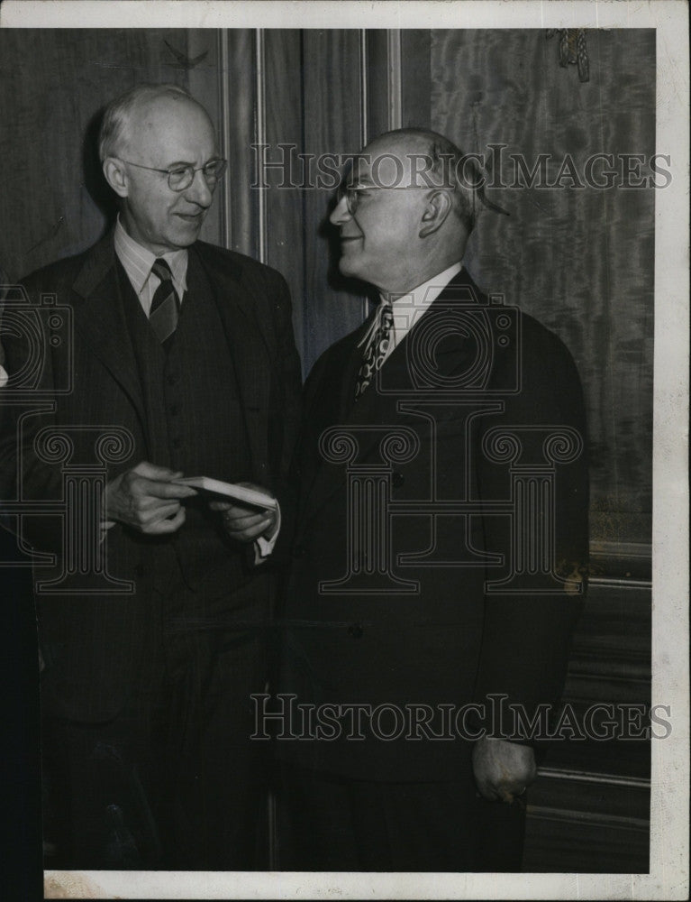 191947 Press Photo Mass. Lt Gov Arthur Coolidge & Herman Rifkin, VP od Monogram - Historic Images