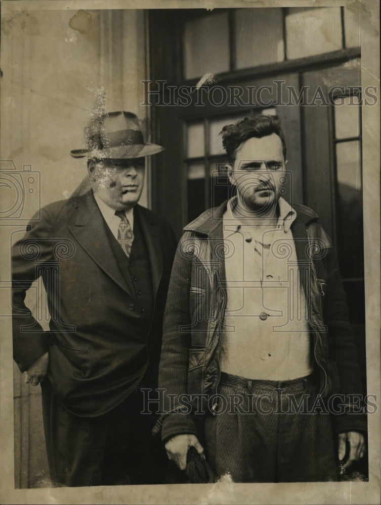 1944 Press Photo Raymond Parquette jailed for Red Cross fraud - Historic Images