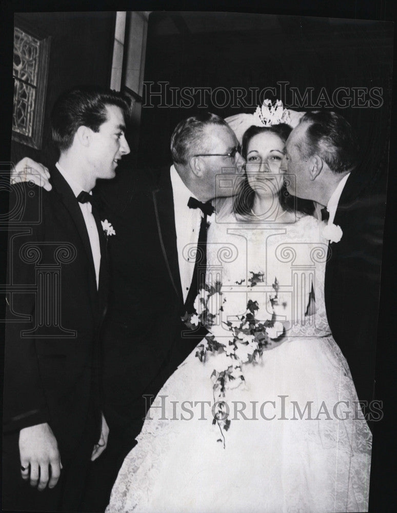 1966 Press Photo Patricia Ann O&#39;Brien Weds John Parlon - Historic Images