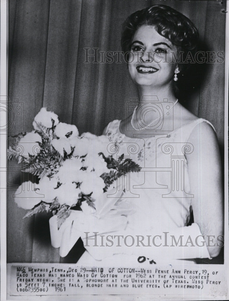 1961 Press Photo Miss Penny Ann Percy of Texas is Miss Maid of Cotton - Historic Images