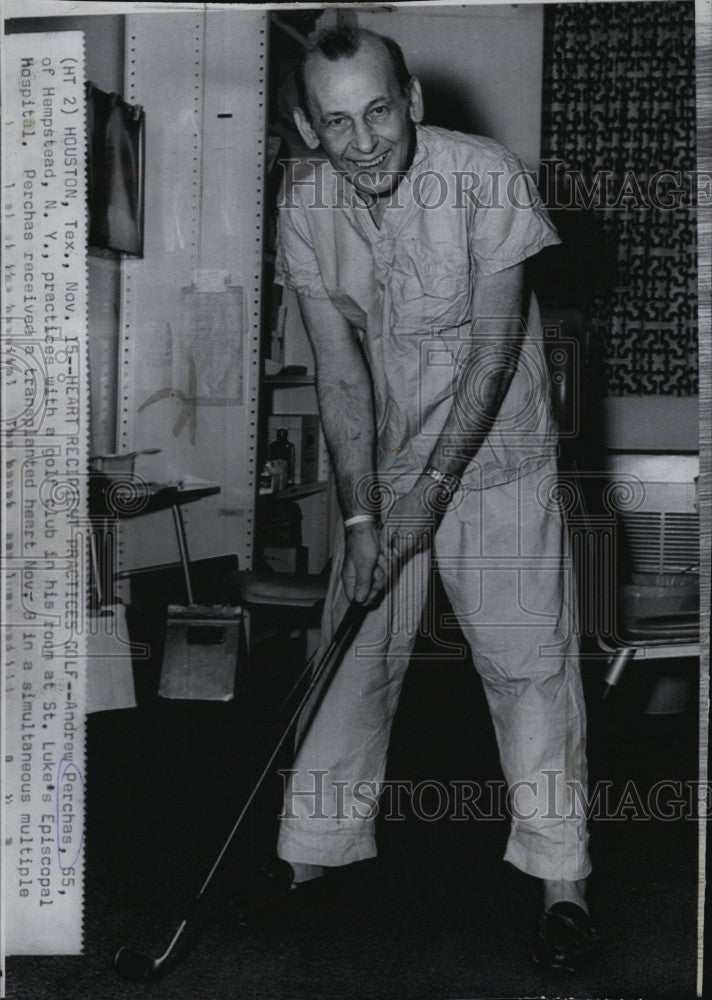1968 Press Photo Andrew Perchas had a heart transplant &amp; practices golf - Historic Images
