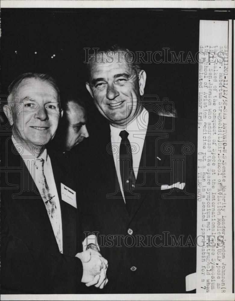 1958 Press Photo Sen Maj leader Lyndon Johnson &amp; Dr Hubertus Strughold - Historic Images