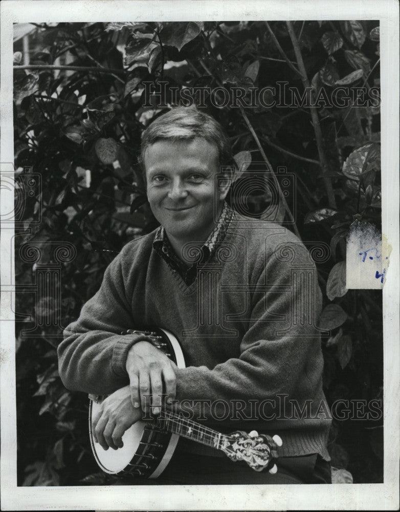 1972 Press Photo Jud Strunk of &quot;The Jud Strunk Show&quot; - Historic Images