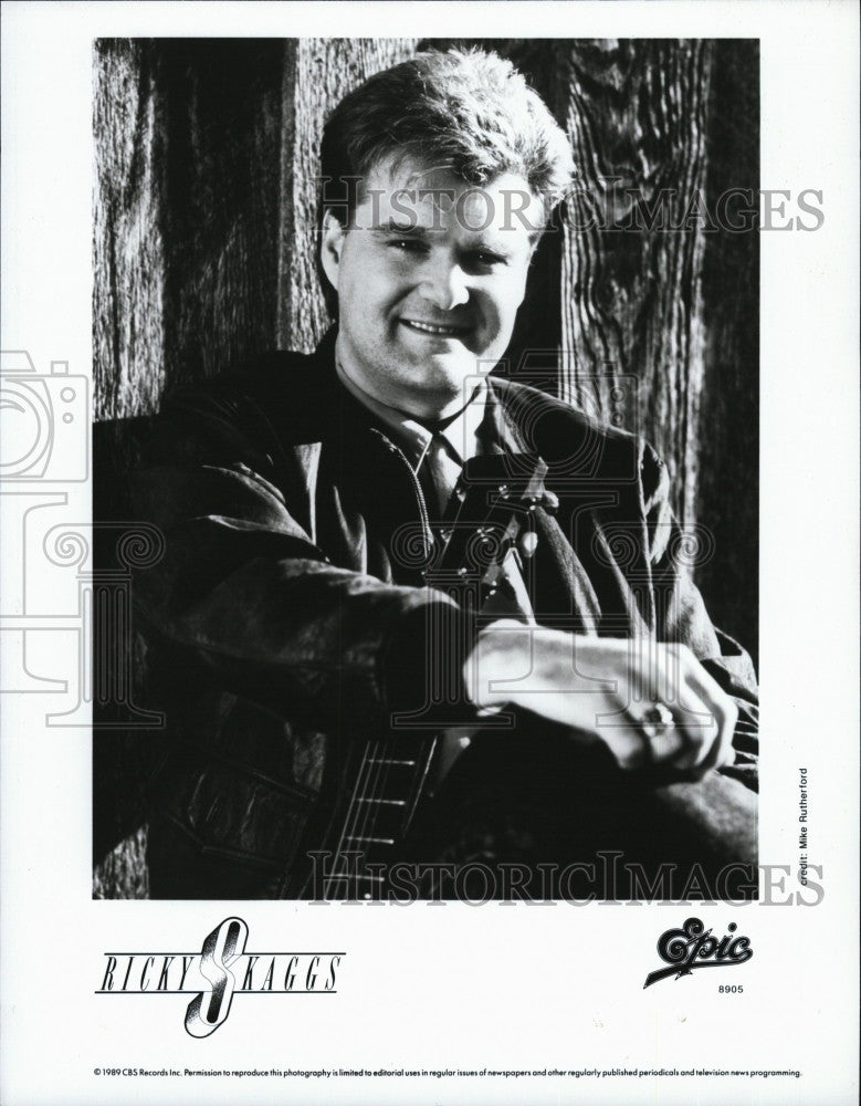 1989 Press Photo Country Bluegrass Singer Ricky Skaggs COPY - Historic Images