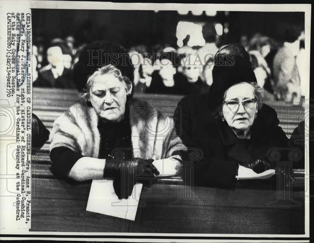 1970 Press Photo Anna E. Francis &amp; Mary J. Pierce at Cardinal Cushing funeral - Historic Images
