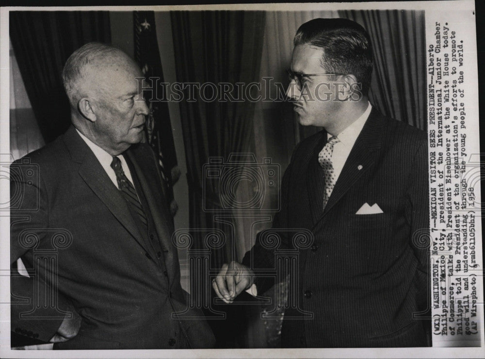 1958 Press Photo Alberto Philippe of Mexico Intl. commerce with Pres.Eisenhower - Historic Images