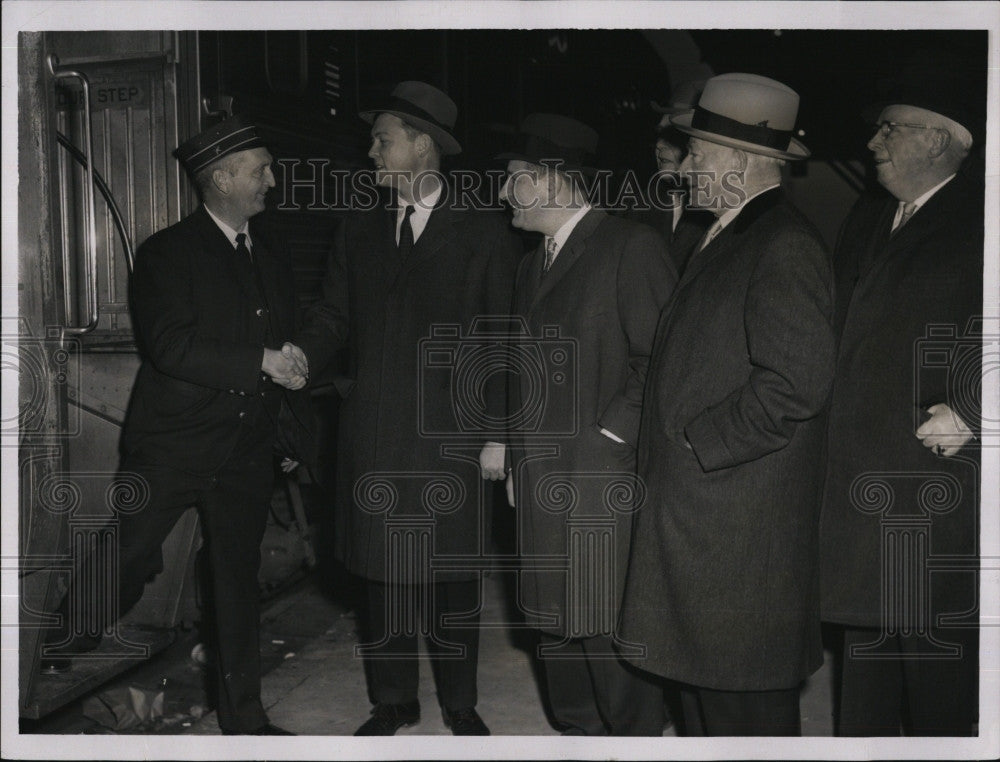 1963 Press Photo Gov. Endicott Peabody, Conductor A. Grammer, Sen. M. Umano - Historic Images