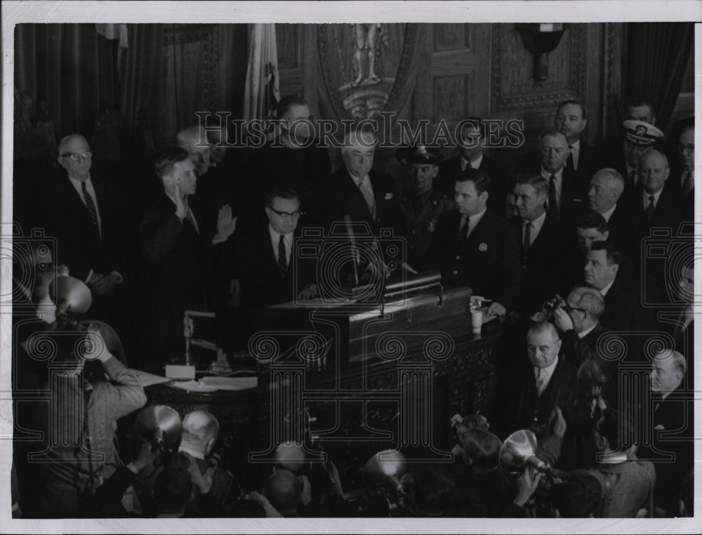 1963 Press Photo Gov.Endicott Peabody or Mass.sworn to Senate Pres. John Powers. - Historic Images