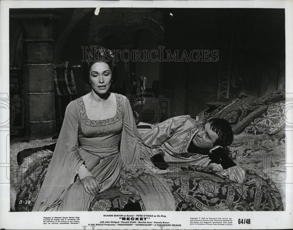 1964 Press Photo Welsh Actress Sian Phillips and Richard Burton in &quot;Becket&quot;. - Historic Images