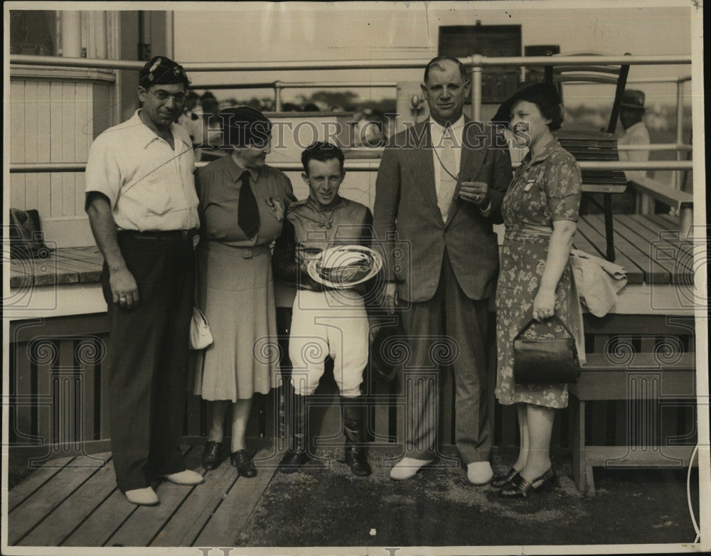 1946 Press Photo Marion Harper Presents Trophy To Horse Owner B. F. Lister - Historic Images