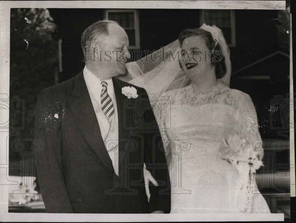 1956 Press Photo George Falvey &amp; daughter Ann for her wedding - Historic Images