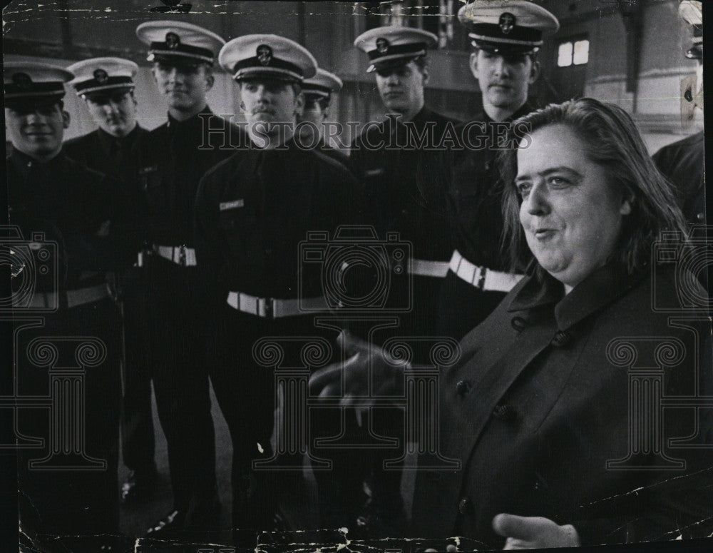 1970 Press Photo Sarah Caldwell Boston Opera Recruits Tufts University ROTC - Historic Images