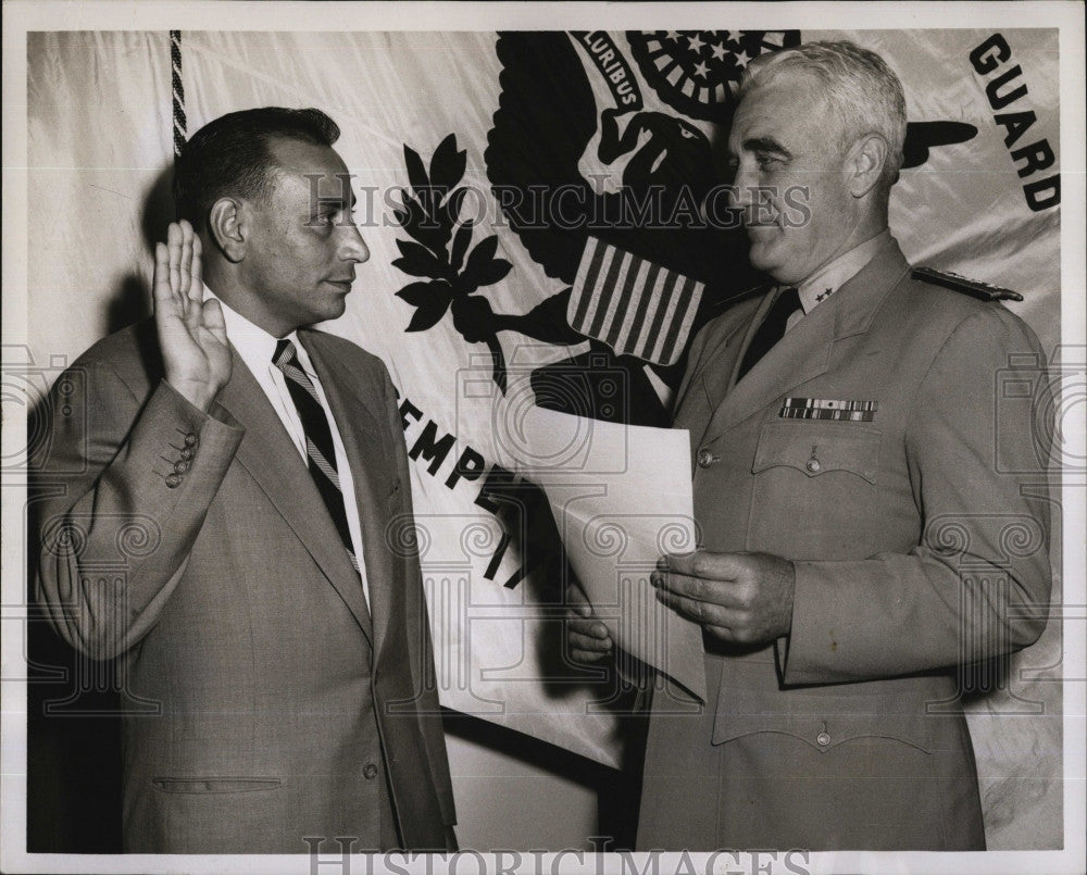 1957 Press Photo Rear Adm Ed Roland swears D Calicchio into Coast Guard - Historic Images