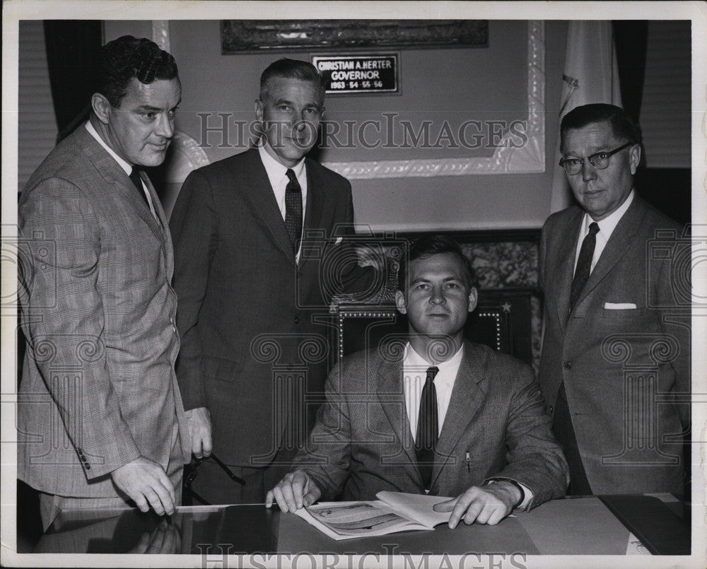 1963 Press Photo Mass. Gov Endicott Peabody,H Harding,W Knight,K Lyons - Historic Images