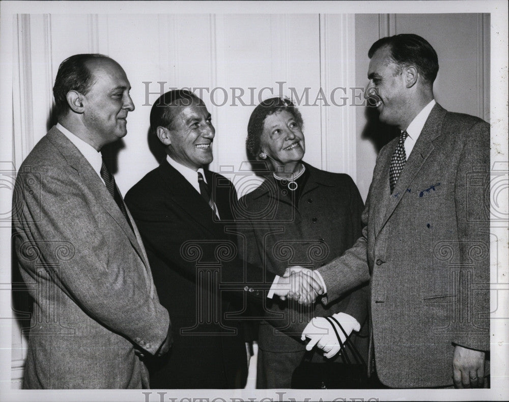 1955 Press Photo Boston Gov. Sumner Whittier and Nievre, France Gov. Vaugon - Historic Images