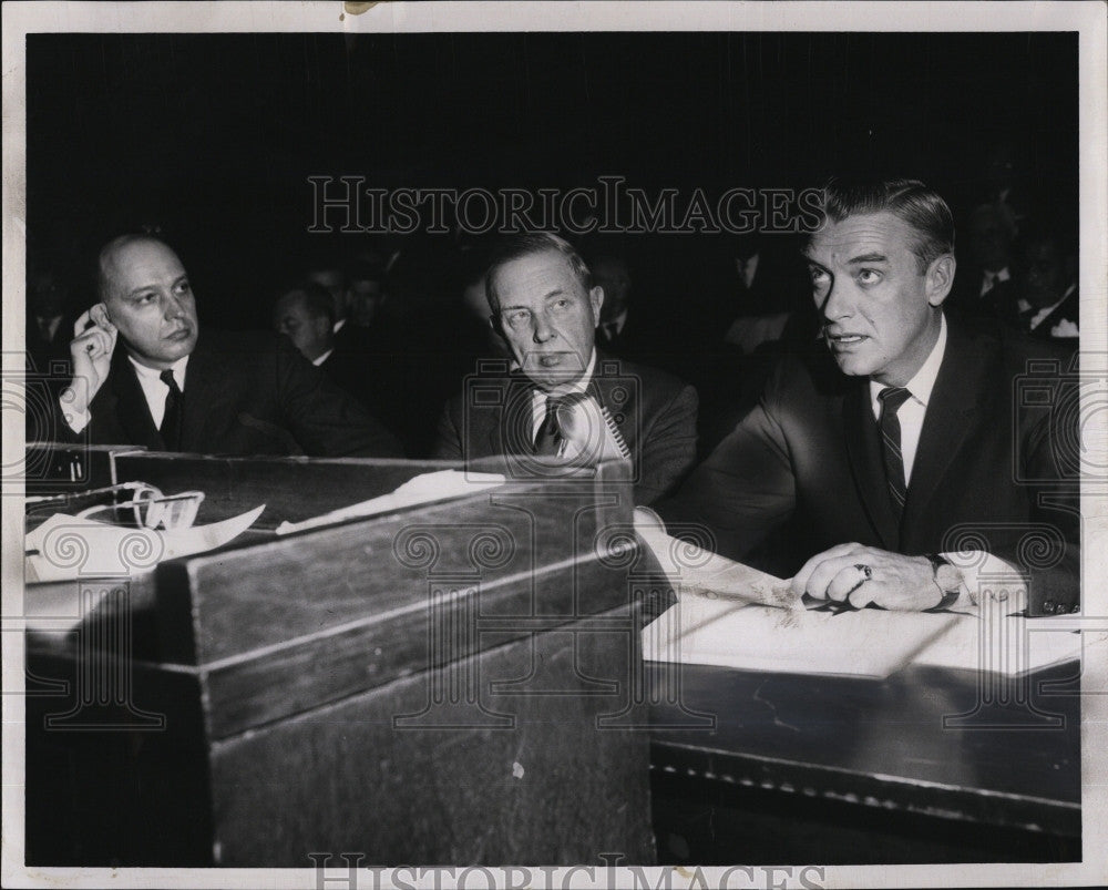 1961 Press Photo Herbert Vaughn Henry Myer Atty Gen McCormack - Historic Images