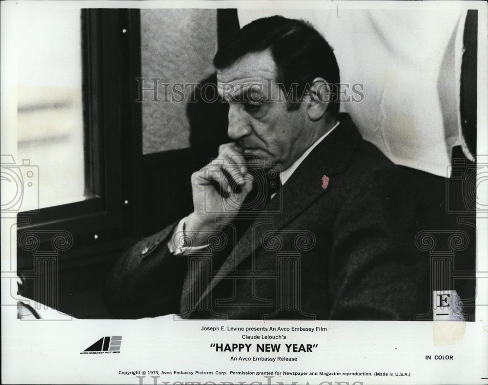 1973 Press Photo Lino Ventura Stars In &quot;Happy New Year&quot; - Historic Images