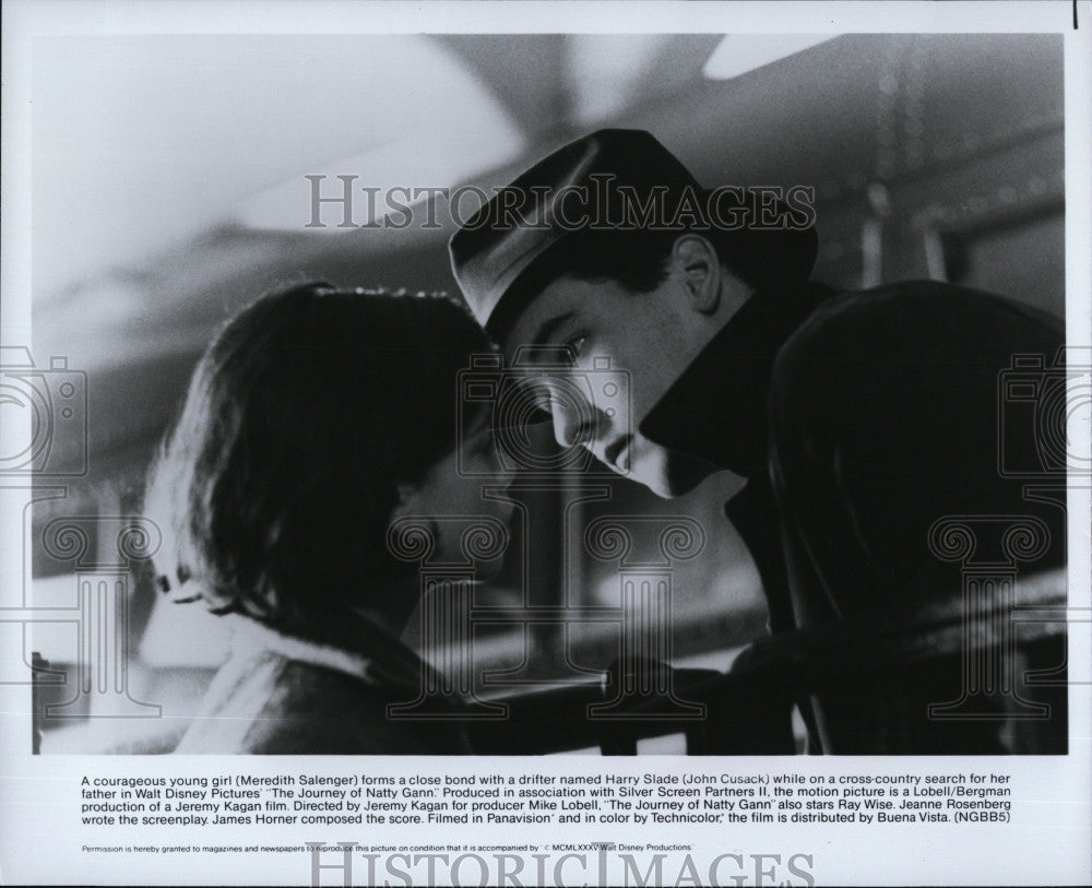 1985 Press Photo Meredith Salenger, John Cusack &quot;The Journey of Natty Gann&quot; - Historic Images