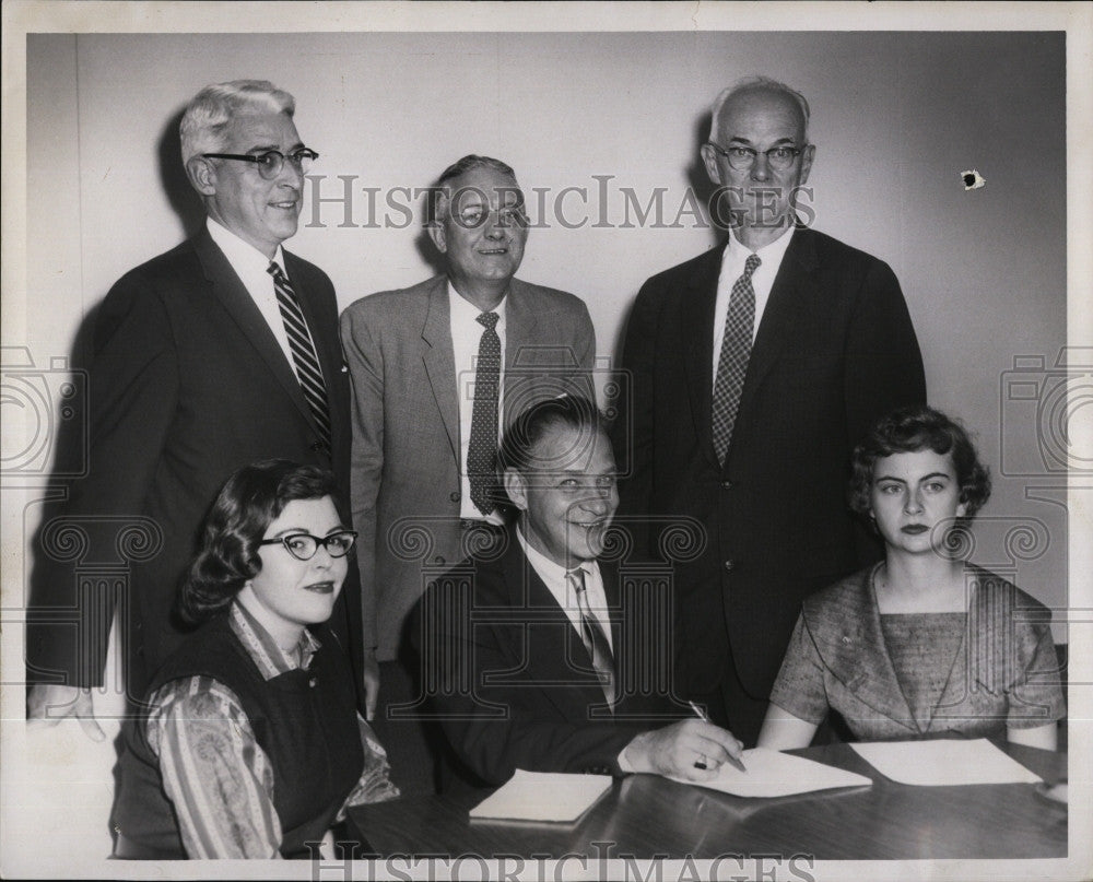 Press Photo J Rass,J Marsh,R Bromer,AM Moccoa, Dean Cushing,F Ring,RDarling - Historic Images