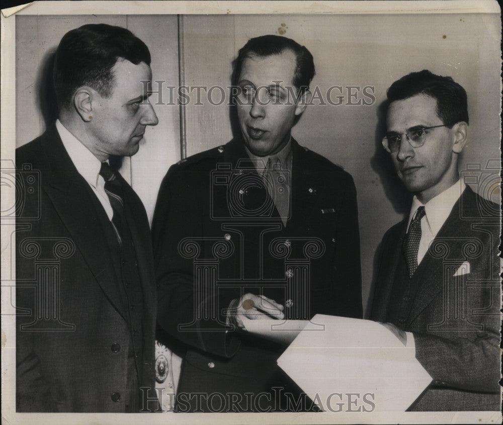 1946 Press Photo Dr. Harold D. Webb, Lt. Col. John DeWitt, Jr., E. King Stodola - Historic Images