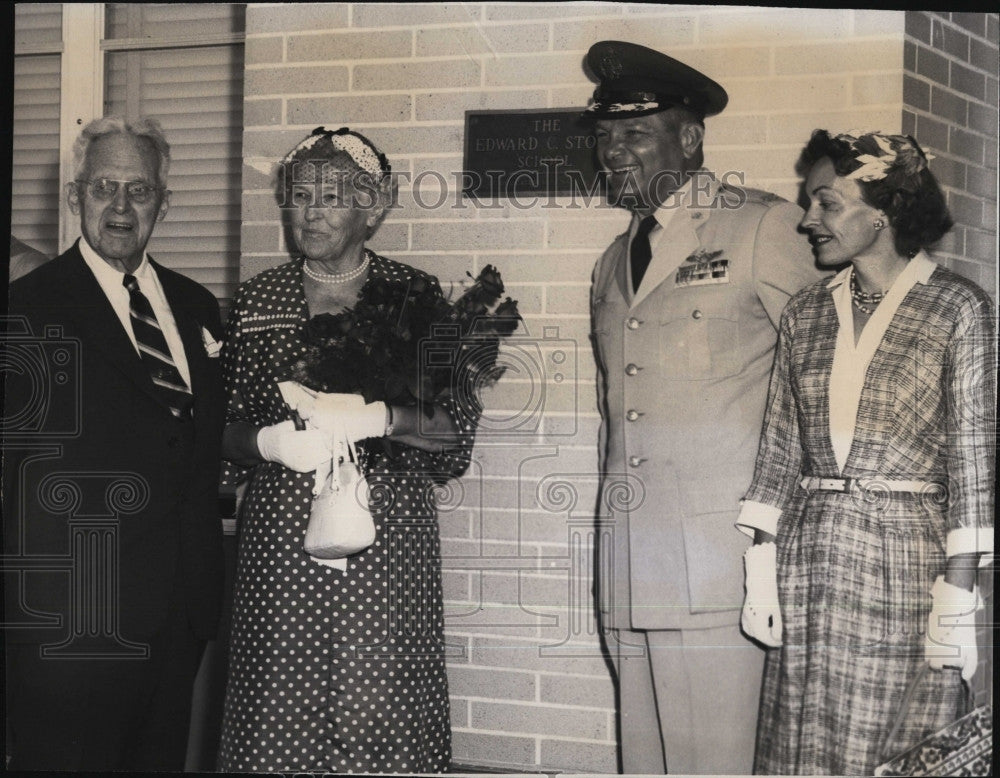 1960 Press Photo Sen. and Mrs. Edward Stone, Col. Ernest White and his wife - Historic Images