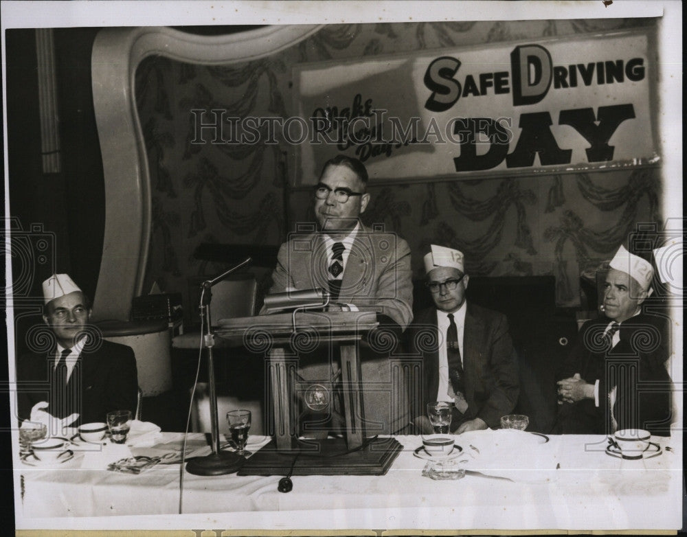 1955 Press Photo Pinkeason, Lussier, Morris, &amp; Cochran at Safe Driving Luncheon - Historic Images