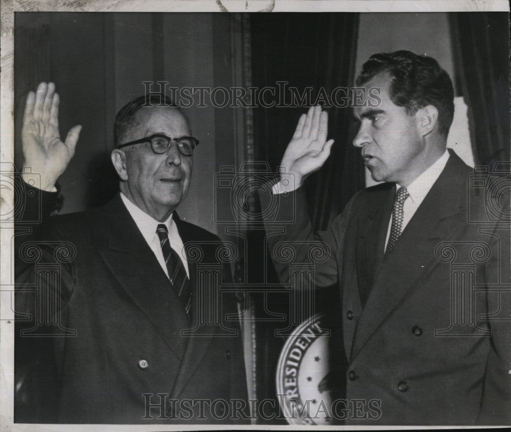 1954 Press Photo Robert Upton Swearing in By Vice President Nixon - Historic Images