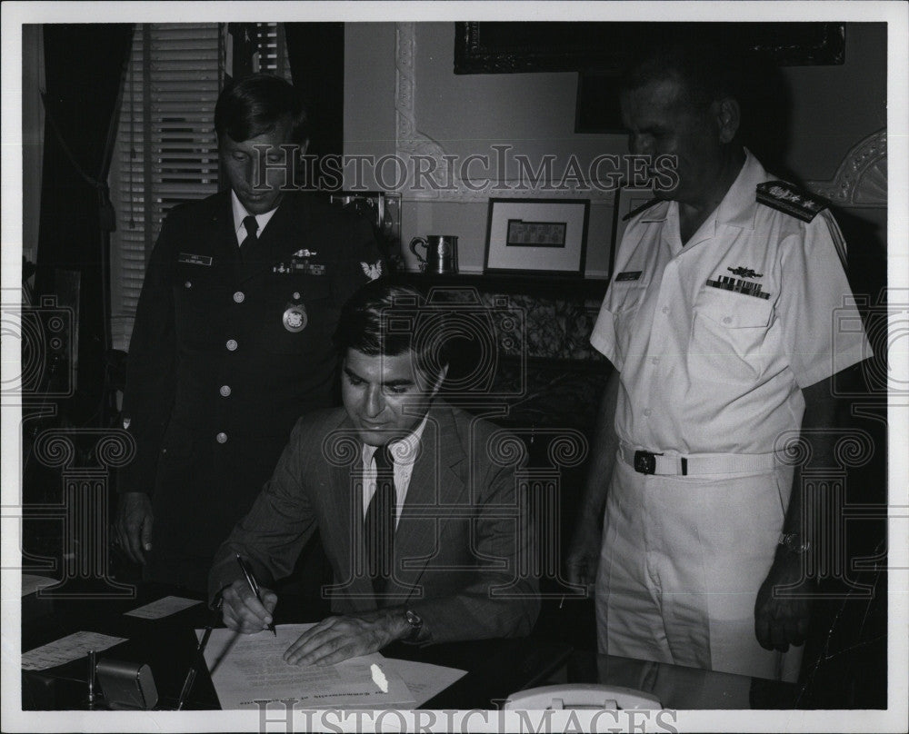 Press Photo Mass Gov  M Dukakis &amp; Coast Guard, Ken Jones &amp; James Stewart - Historic Images