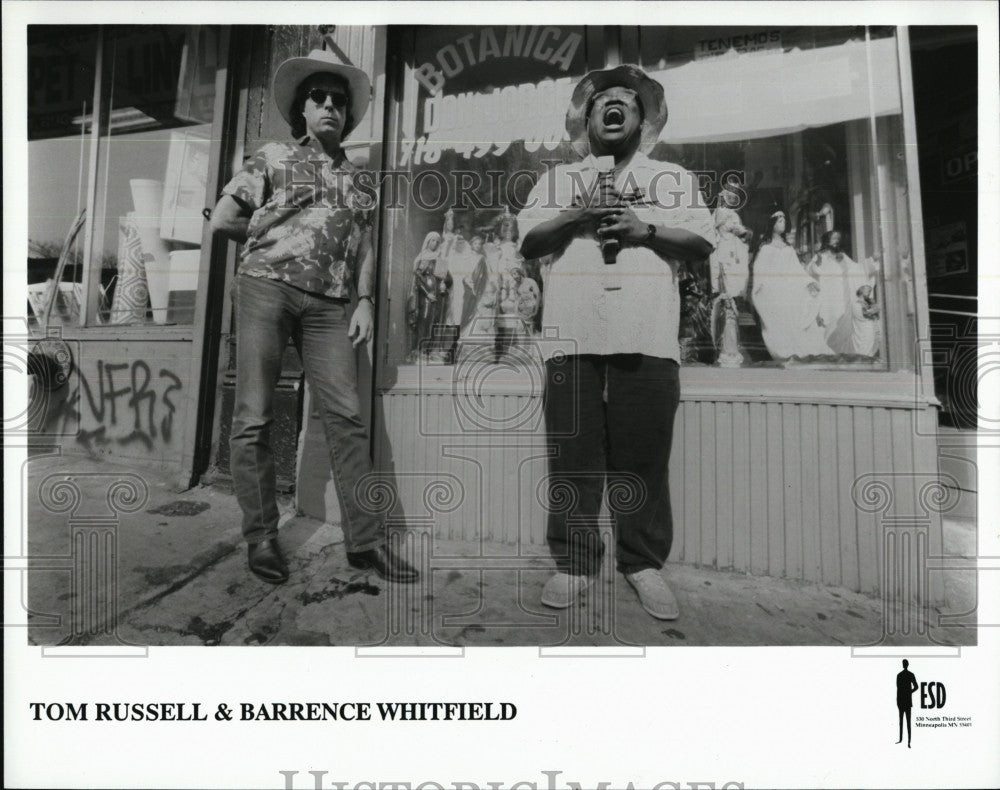 Press Photo Tom Russell &amp; Barrence Whitfield performing - Historic Images