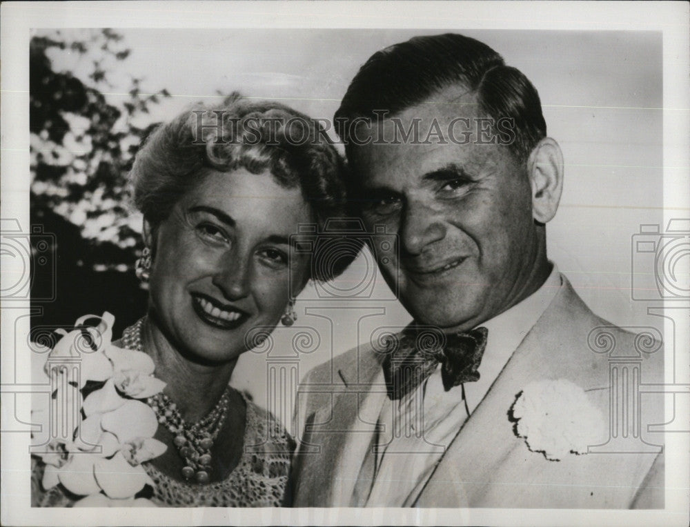 1953 Press Photo Ad exec Ward Wheelock &amp; his bride - Historic Images