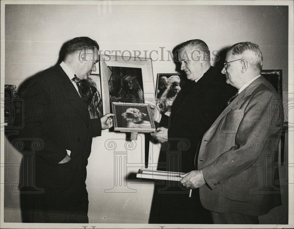 1949 Press Photo Earle Whelan,Rev Ralph Gallagher,Bernard Kellion - Historic Images